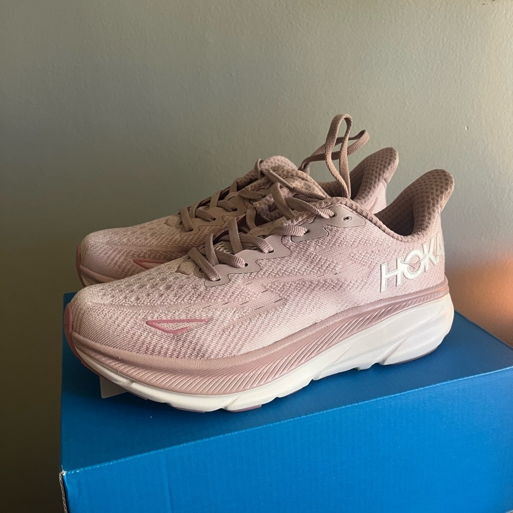 Hoka Womens Running Shoes - Pale Pink